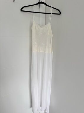 Vintage DONNA White Bridal Nightgown Slip Dress Made in Canada Lace Chiffon